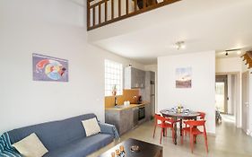 Achilles Maisonette